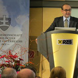 Dr. J. Schuster RZB                          