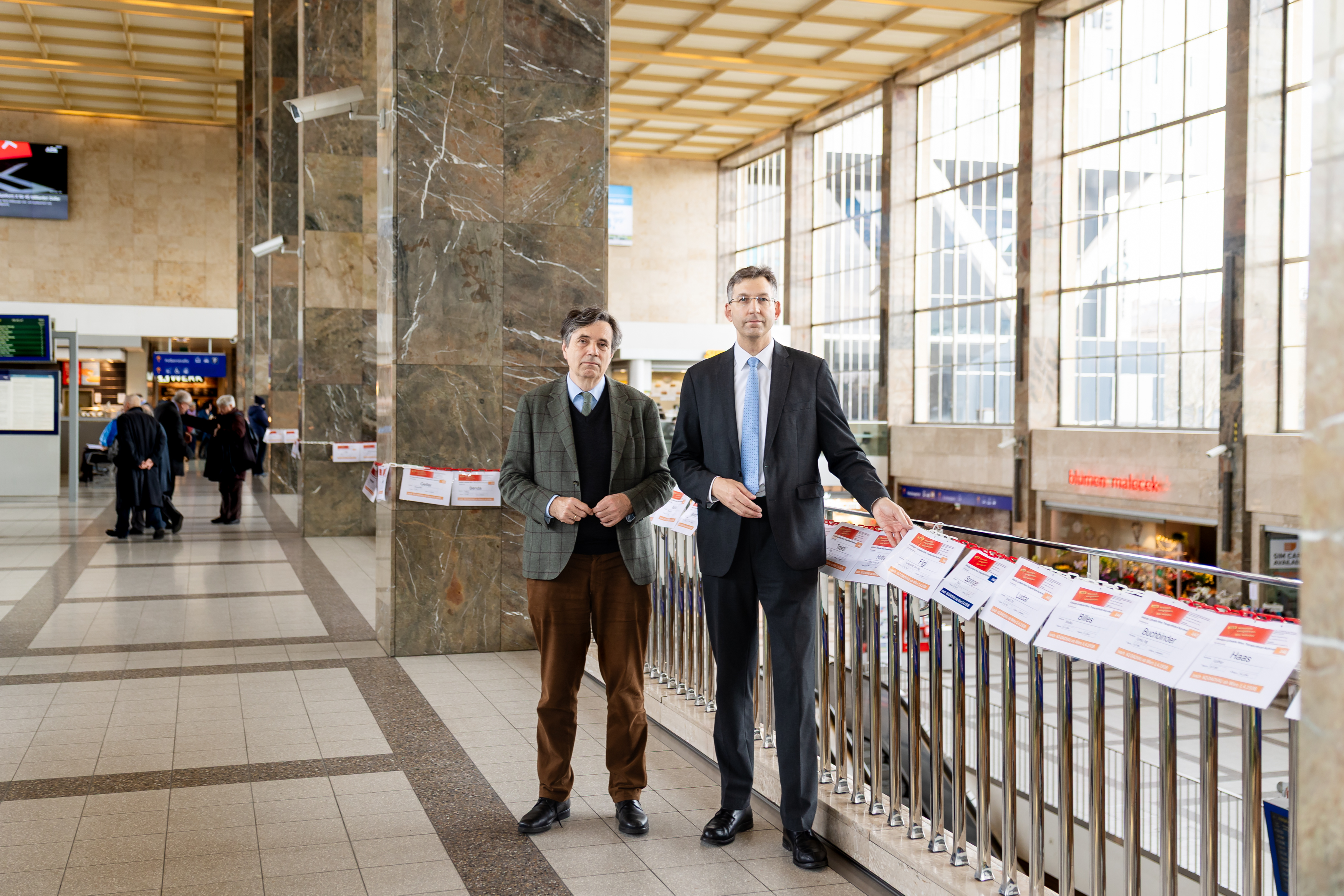 AKV Präsident Tschirf mit BV MArkus Figl beim Namen Figls
